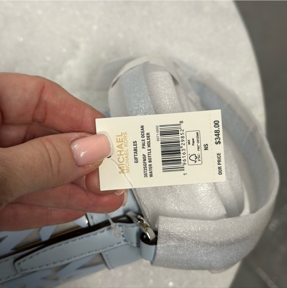 MICHAEL MICHAEL KORS GIFT ABLES35T2SGFN5P PALE OCEAN WATER BOTTLE HOLDER - Picture 3 of 5